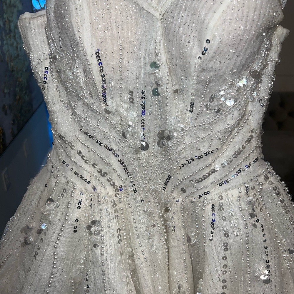 Wedding gown